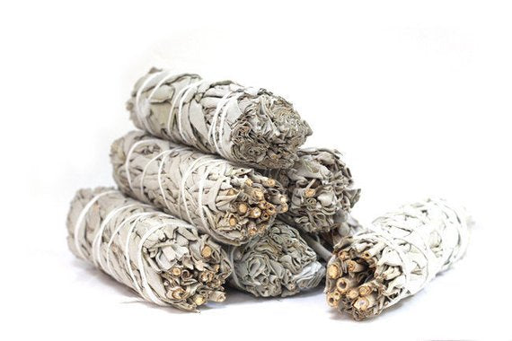 White Sage Bundle, Medium Size to Smudge Yourself + Your Space